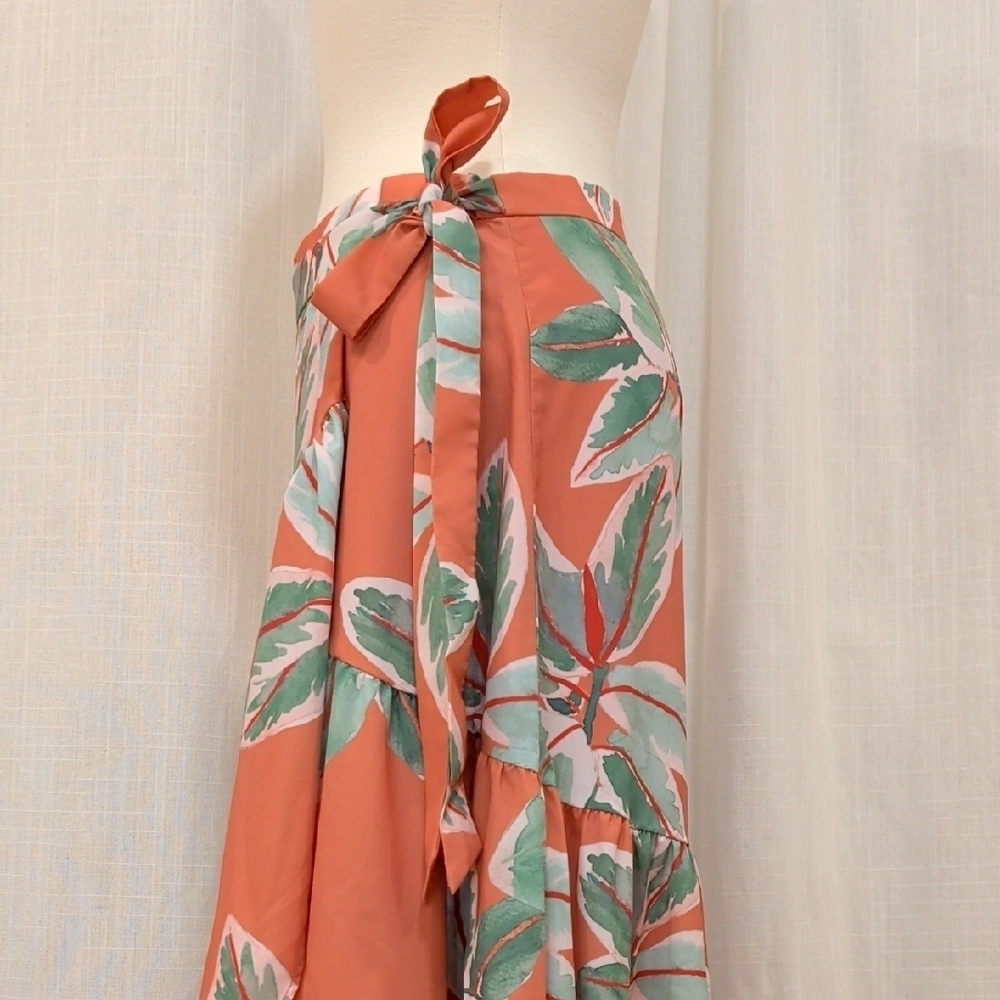 NWT Floral Wrap Tiered Skirt Anthropologie - Picture 4 of 9